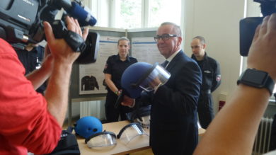 Neue Schutzausrüstung für die Polizei