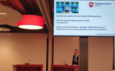 Leiter der Zukunftskommission warnt davor, nur die Probleme zu sehen