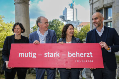 Landtag betont Bedeutung des Kirchentags und lobt die Kirchen als Stütze der Demokratie