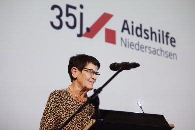Süssmuth appelliert: Gebt die Aidshilfen nicht auf, sondern entwickelt sie weiter