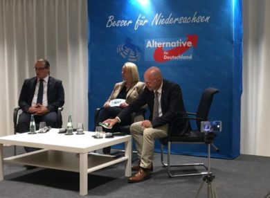 Wie Niedersachsens AfD wider Willen rechtsextremen Kräften ein Forum gibt