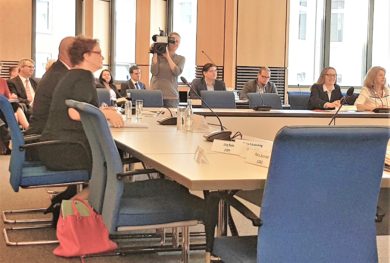 „Jetzt bist Du auch ein Genosse. Ein Leidensgenosse“