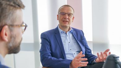 Adomeit: Extremisten gehören nicht in die Kirchenleitung