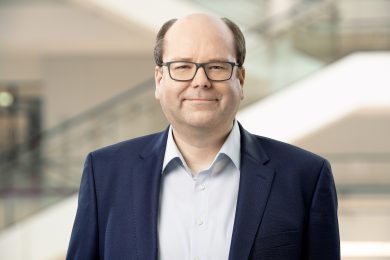 Umweltminister Meyer zweifelt an LNG-Terminal – Scharfe Kritik von CDU