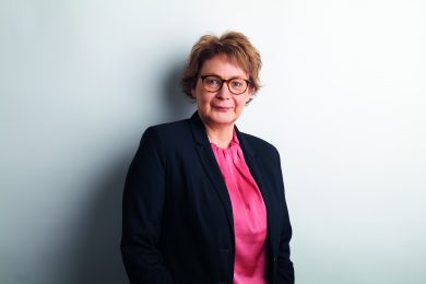 Sozialministerin will eilig eine Debatte über Frauen im öffentlichen Dienst entfachen