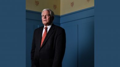 Niedersachsens siebter Ministerpräsident Gerhard Glogowski feiert 80. Geburtstag