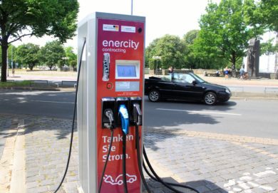 Launige Landtagsdebatte über E-Autos:  „Das Leben darf Spaß machen“