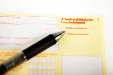 Karenztag im Krankheitsfall? Breite Skepsis gegen Vorschlag der Allianz