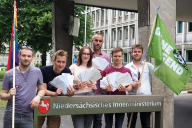 Bin ich gespeichert? Grüne Jugend fragt bei Schlapphüten an