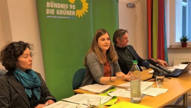 Grüne beraten: Landesweit soll das Tarifsystem für Busse und Bahnen bis 2024 umgestellt sein