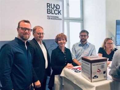 Von wegen „Wutbürger“: Am Besuchertag im Landtag bleiben die Nörgler meist stumm