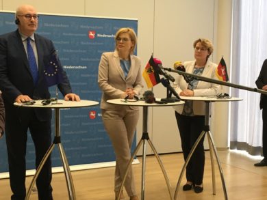 Bundesministerin Klöckner hält Verbänden der Bauern „selektive Kommunikation“ vor