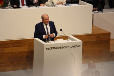 FDP-Fraktion nimmt Wolf als Lückenfüller