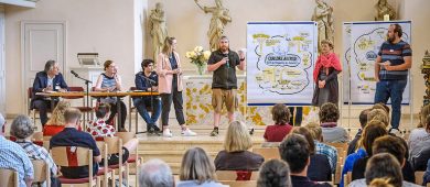 Landessynode und Jugend blicken optimistisch in die Zukunft ihrer Kirche