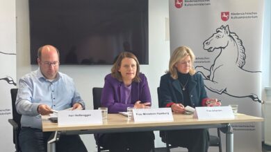 Weniger Klausuren sollen Lehrer entlasten
