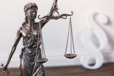 In elf Gerichten Niedersachsens fehlen noch die nötigen Sicherheitskontrollen
