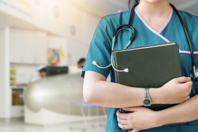 Mehr Personal im Gesundheitswesen – aber nicht genug