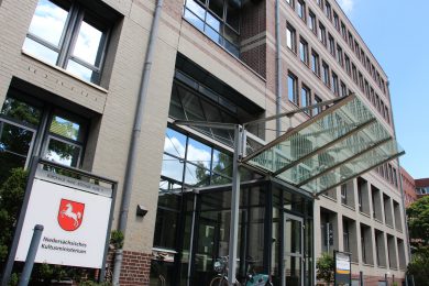 Kultusministerium stellt Pläne für „smarte Schulverwaltung“ in Niedersachsen vor