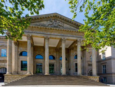 Rot-Grün will „Bürgerbeauftragten“ im Landtag als Ombudsmann installieren