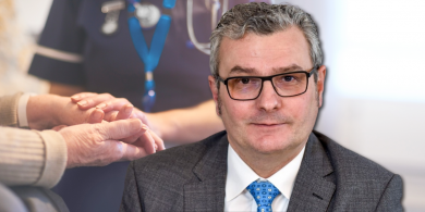 Diakonie-Chef fordert verlässliche Arbeitszeiten in der Pflege