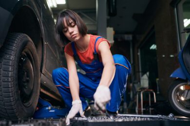 Warum junge Leute das Handwerk toll finden, aber Büroarbeit vorziehen