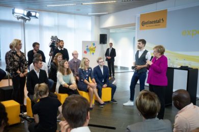 Merkel: „Wir denken immer, wir sind die Besten – aber dann merken wir: Das sind wir gar nicht“