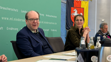 Meyer und Staudte binden mehr als 50 Verbände in ihre Wolfspolitik mit ein