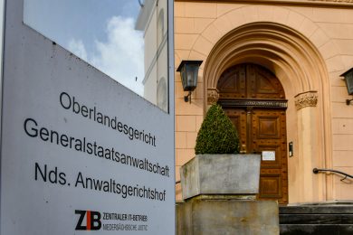Frau aus Algermissen steht im Verdacht, an einem Umsturzversuch mitgewirkt zu haben