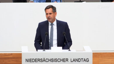 Regierungserklärung zur Meyer-Werft: Lies richtet einen besonderen Dank an Lechner