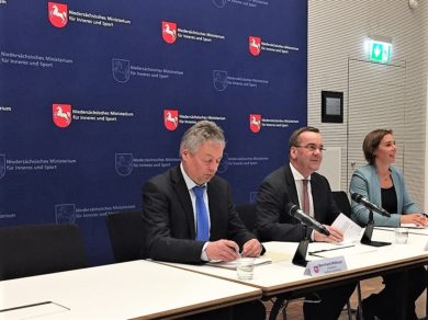 Pistorius begrüßt AfD-Prüfung durch den Verfassungsschutz