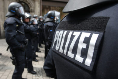 Wird Vermummung wieder strafbar?