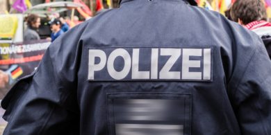 Beauftragte für Radikalenerlass rät von Gesinnungsprüfung ab