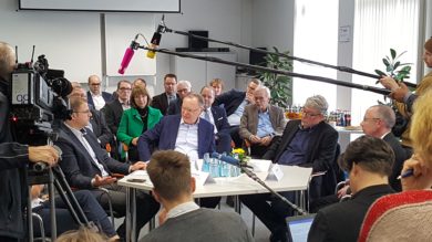 Besuch beim Schlachthof: Soll es eine Obergrenze für Leiharbeiter geben?