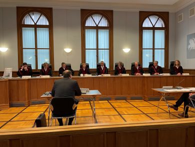 Werden Fraktionslose unfair behandelt? Die Klage von Klaus Wichmann kann Erfolg haben