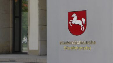 CDU greift Weil an: Regeln zur Beförderung waren nur für seine Büroleiterin gedacht