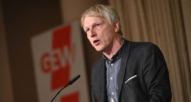 Anhebung der Lehrergehälter: GEW warnt Landesregierung vor „Spiel auf Zeit“