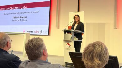 Telekom-Aufsichtsrätin: Schüler brauchen Durchhaltevermögen und Leistungswillen