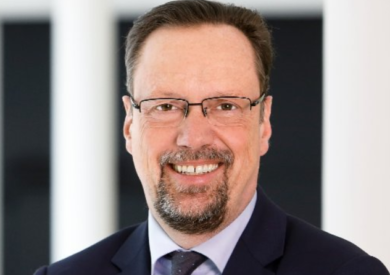 Toepffer fordert Prämie für E-Autos auch für Verbrenner