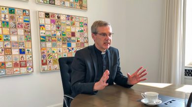Bistum Hildesheim will homosexuelle Beschäftigte besser schützen