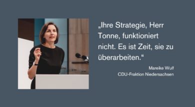 CDU geht offen auf Distanz zum Kultusminister