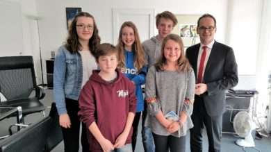„Wie war eigentlich Ihre Schulzeit, Herr Minister Tonne?“