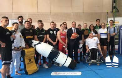 Pistorius stellt Sportförderprogramm vor